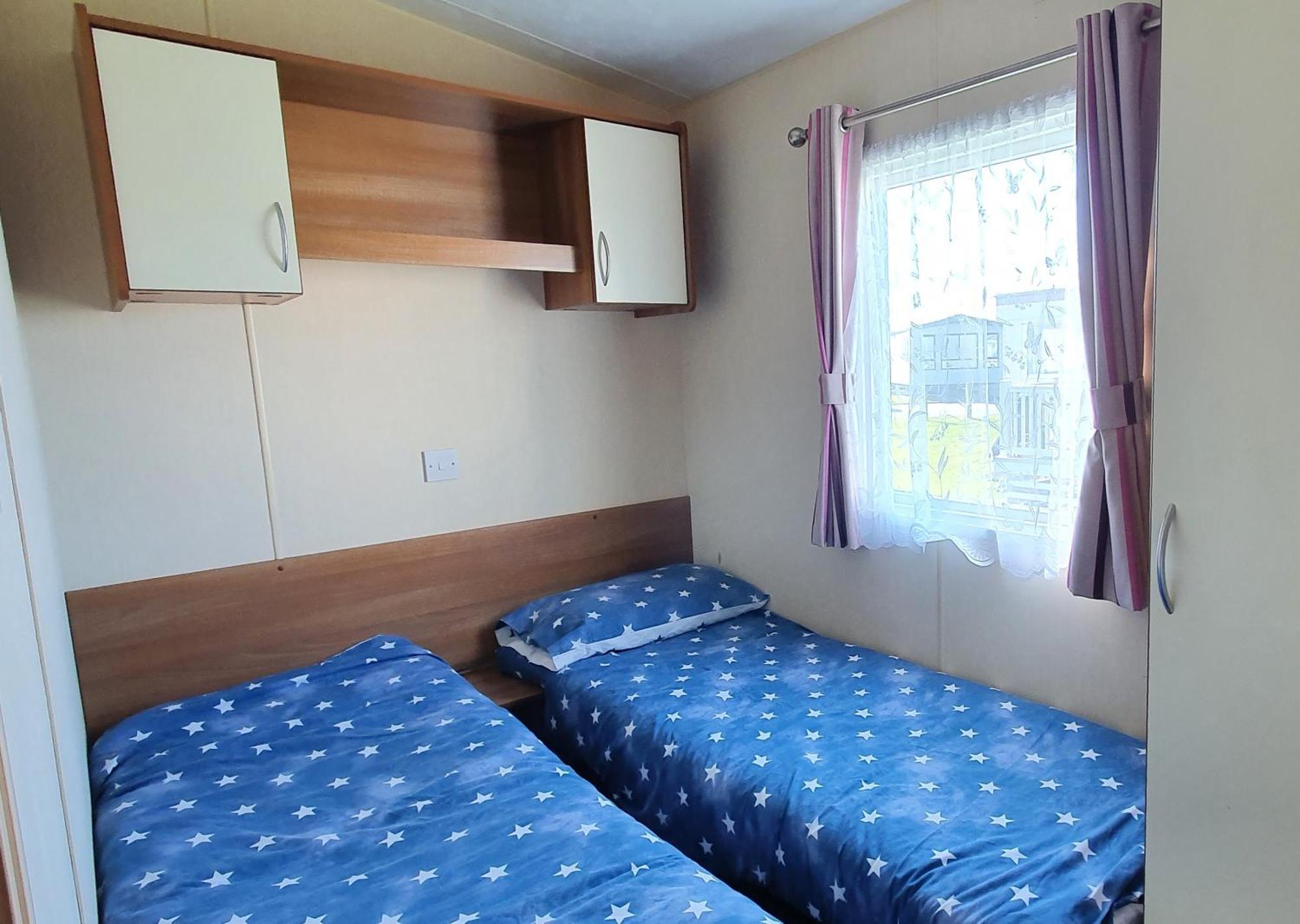 Jp Retreat , West Sand Holiday Park, Селси Экстерьер фото